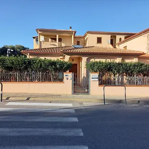 L'alloggio-not Just Couette-café