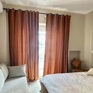 Mandarin Apulia 19 , Bari Italia